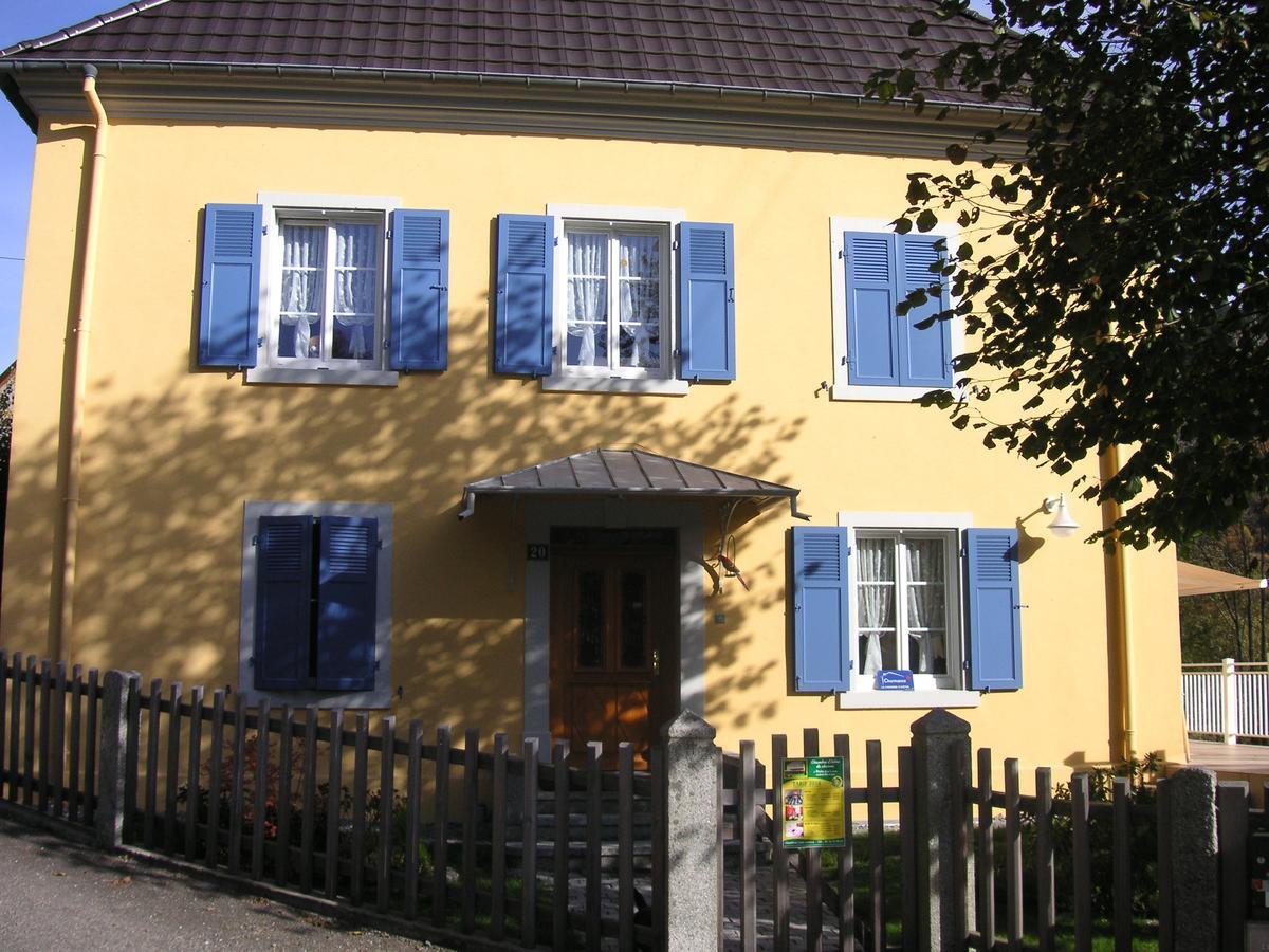 Les Volets Bleus Alsace Vosges Bed and breakfast Urbès